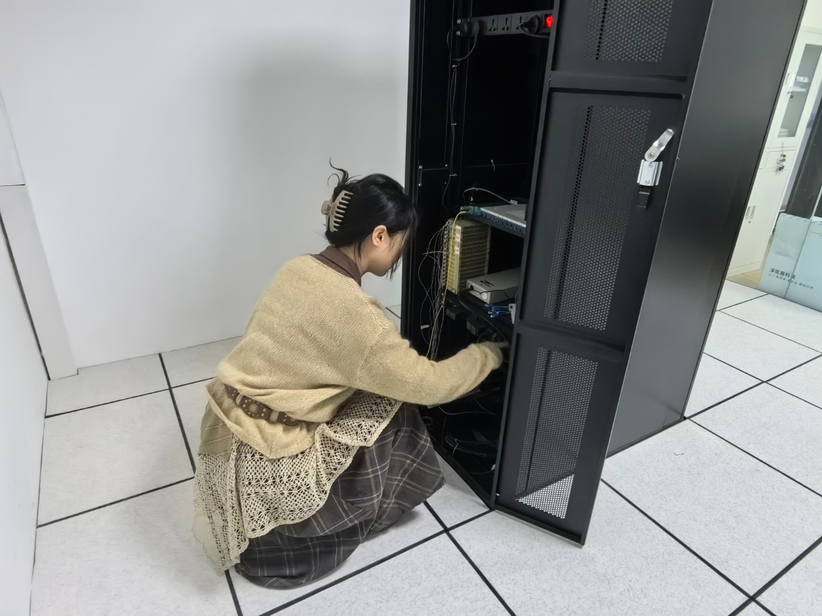 微信图片_20250403173035.jpg